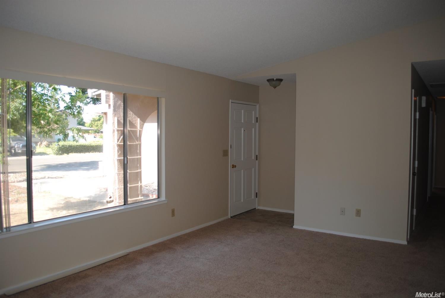 1721 Torrid Ave, Modesto, CA 95358 photo 8
