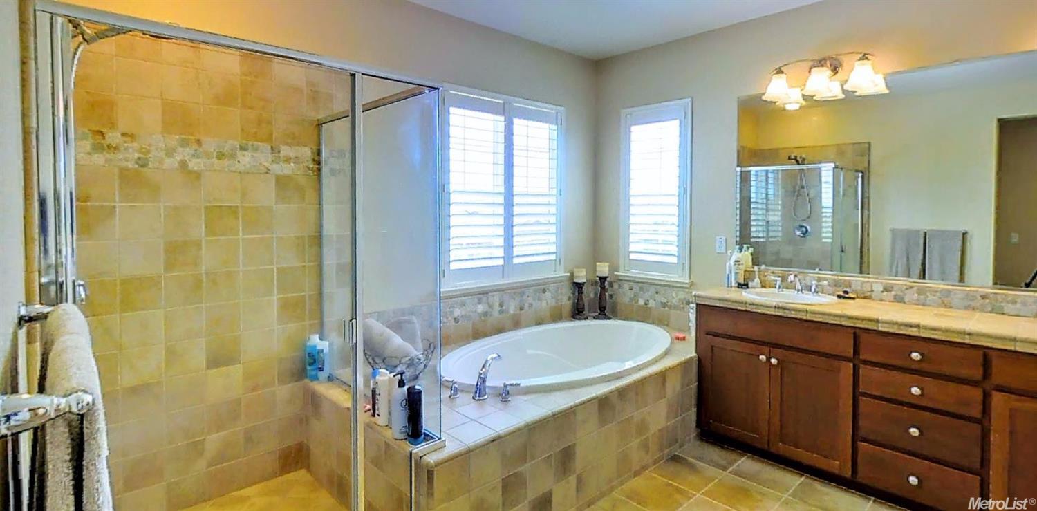2142 Ranch View Dr, Rocklin, CA 95765 photo 13
