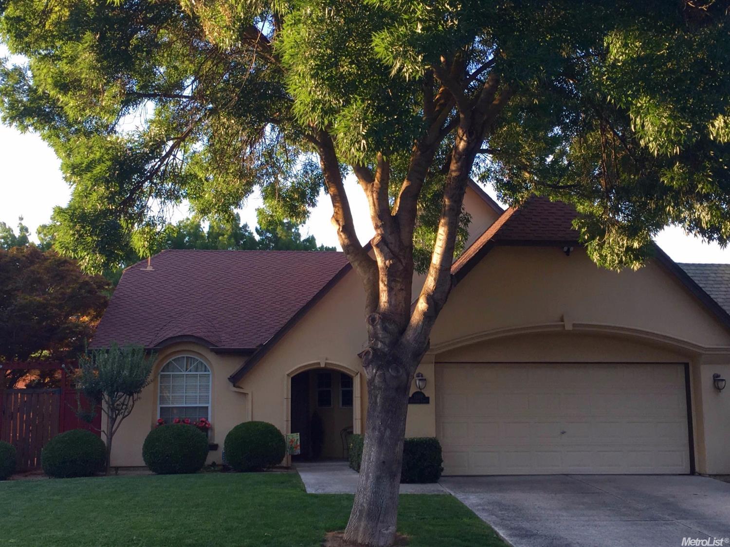1109 Mandarin Ct, Modesto, CA 95350 photo 2