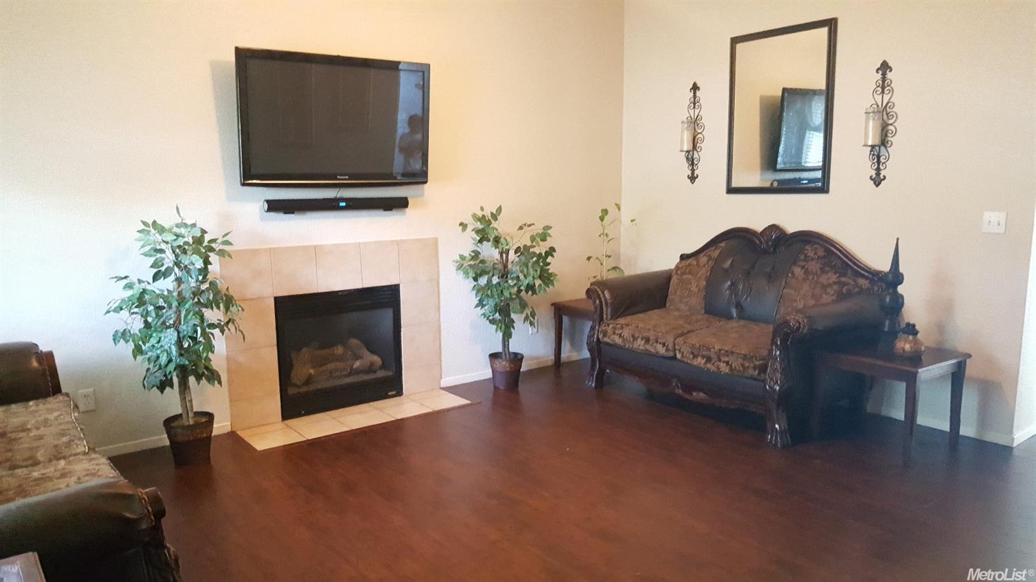 620 John Ct, Merced, CA 95341 photo 2