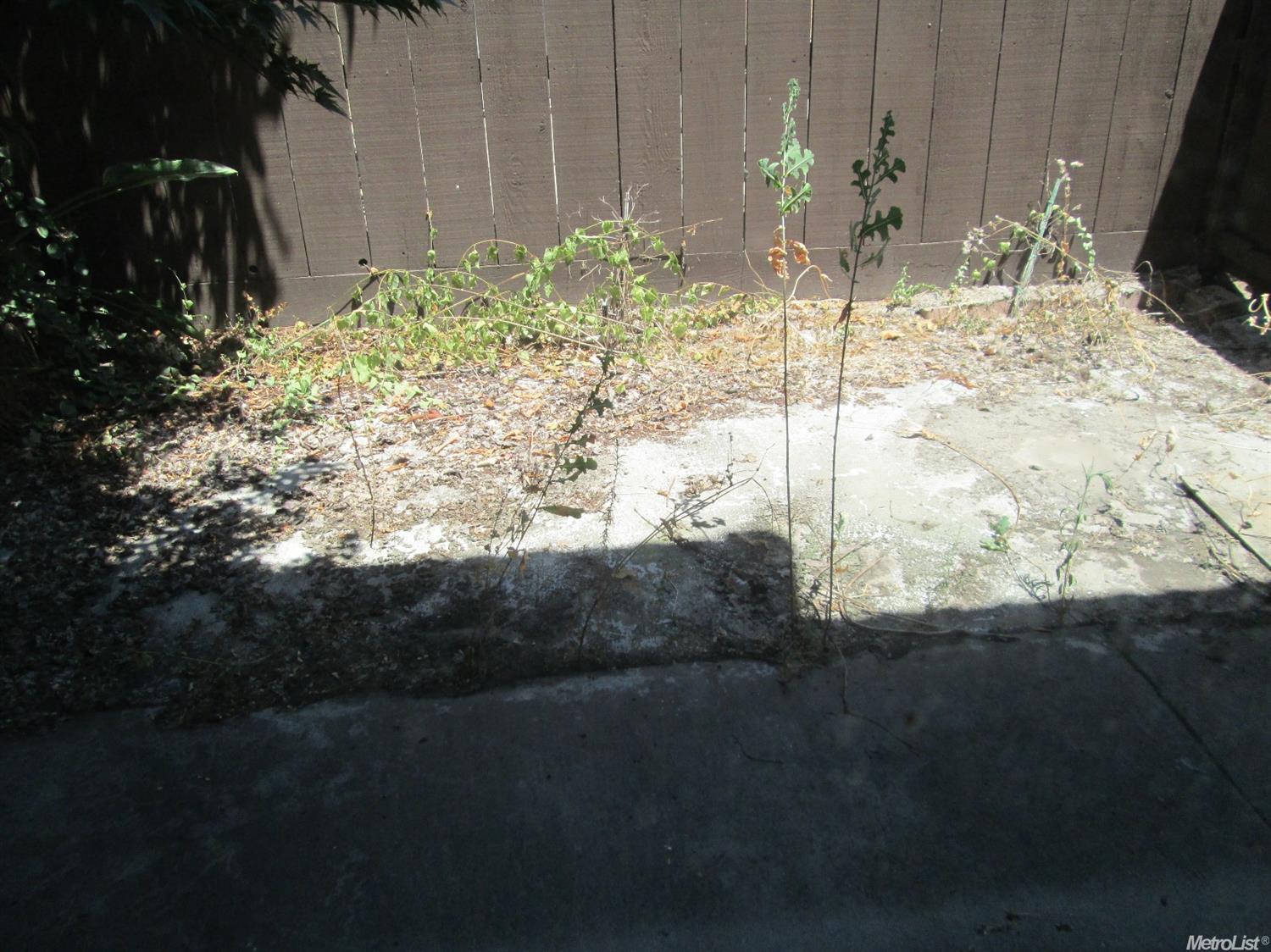 4014 Elmo Loop #B, Modesto, CA 95356 photo 9