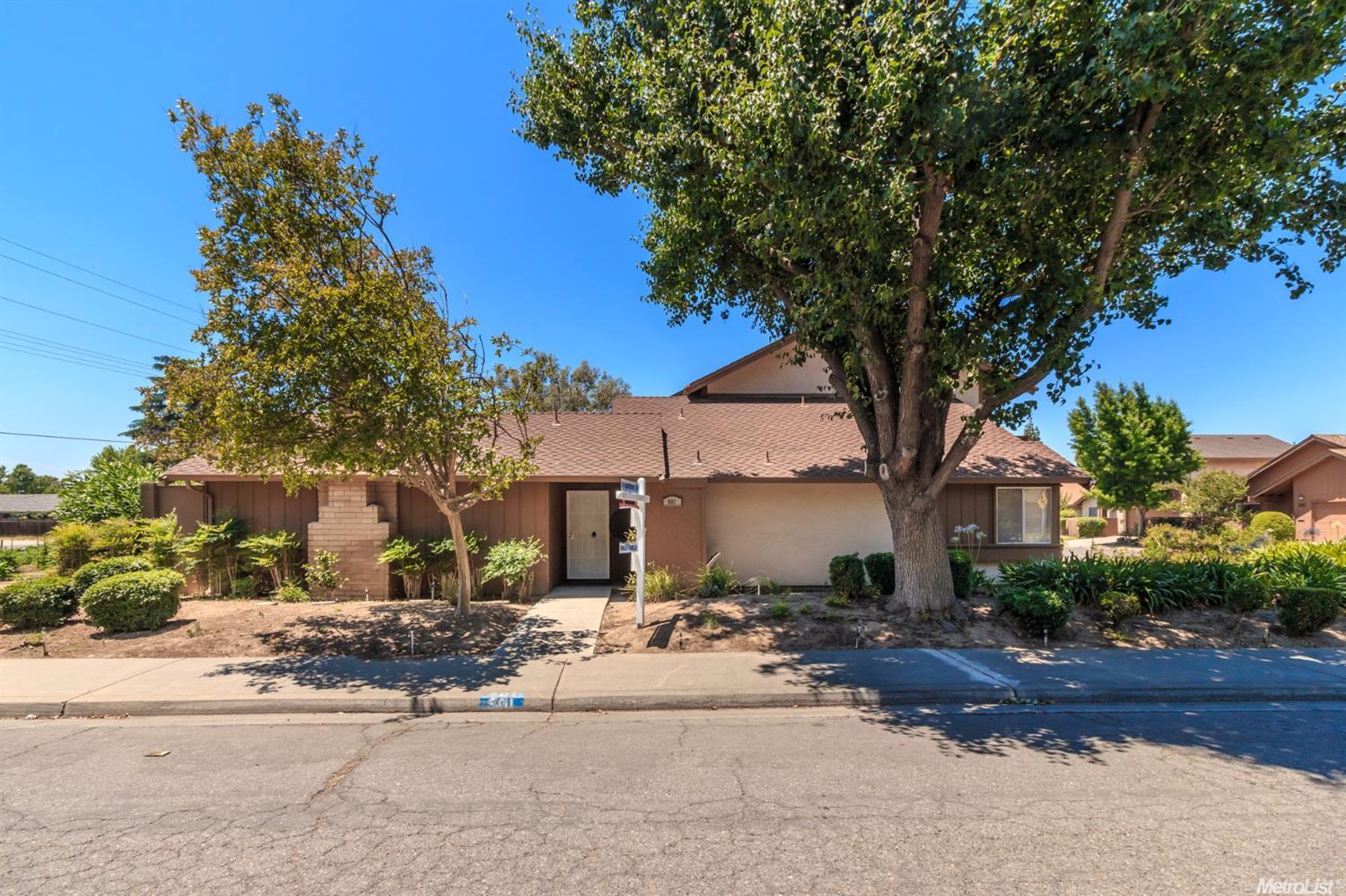 501 Phoenix Ave, Modesto, CA 95354 photo 1