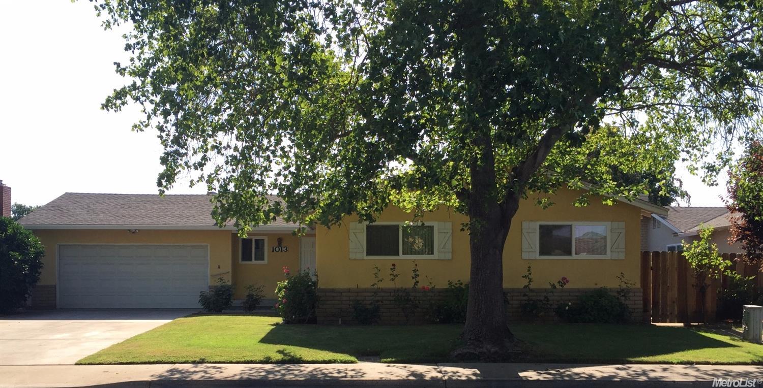 1013 Lillian Dr, Modesto, CA 95355 photo 1