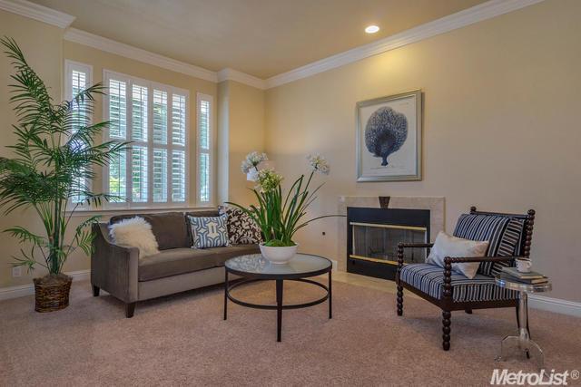5645 Marden Dr, Davis, CA 95618 photo 9