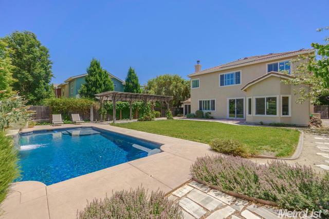 5645 Marden Dr, Davis, CA 95618 photo 6