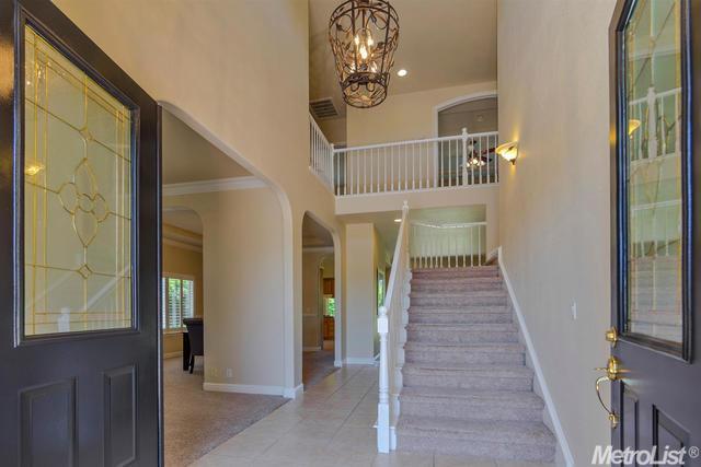 5645 Marden Dr, Davis, CA 95618 photo 8