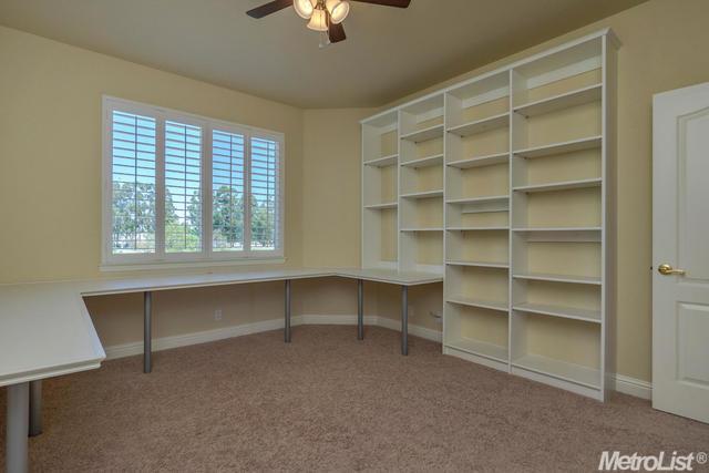 5645 Marden Dr, Davis, CA 95618 photo 24