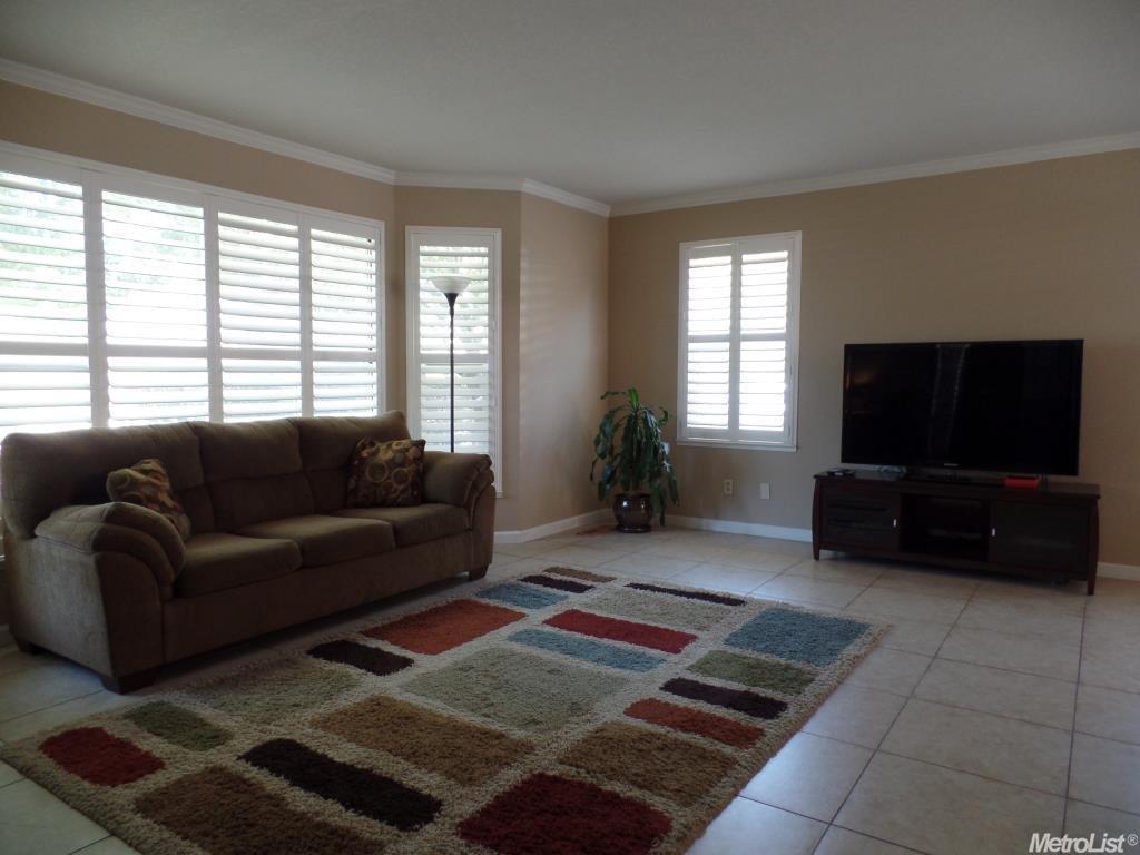 3708 Drakeshire Dr, Modesto, CA 95356 photo 5