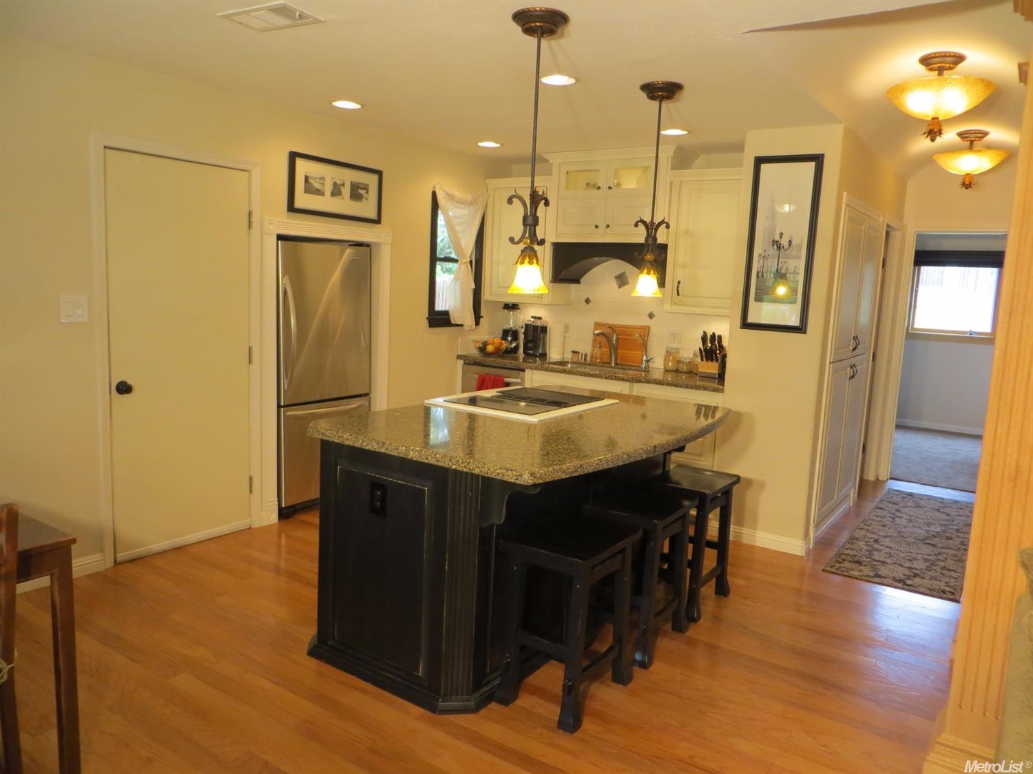 7301 Walnut Ave, Orangevale, CA 95662 photo 5