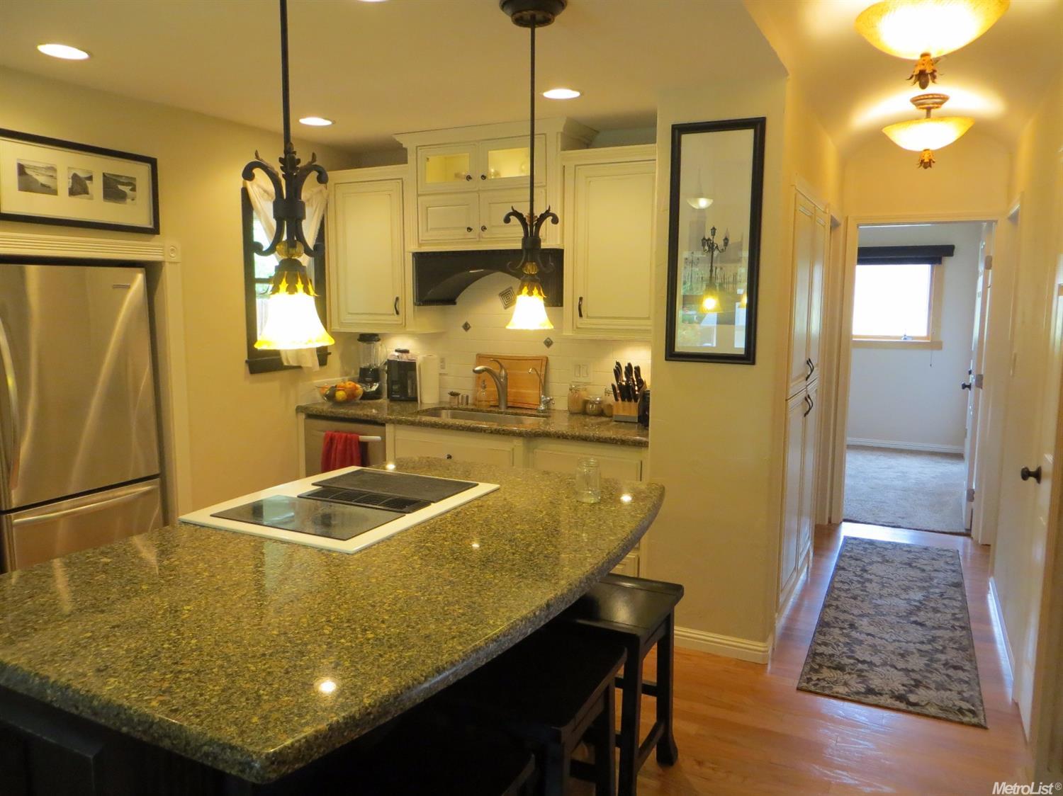 7301 Walnut Ave, Orangevale, CA 95662 photo 3