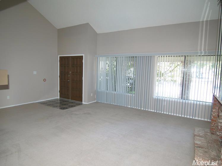 3624 Val Verde, Modesto, CA 95356 photo 2