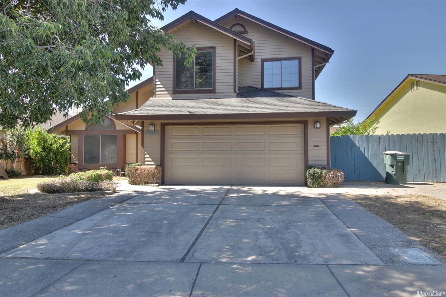 2061 Elwin, Modesto, CA 95350 photo 2