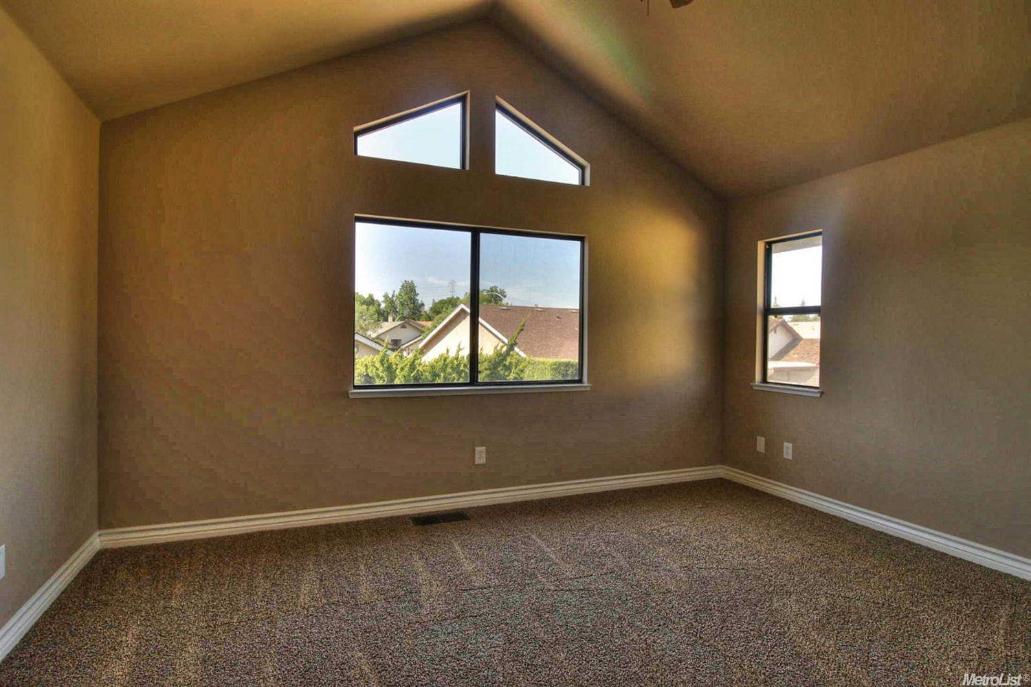 2061 Elwin, Modesto, CA 95350 photo 13