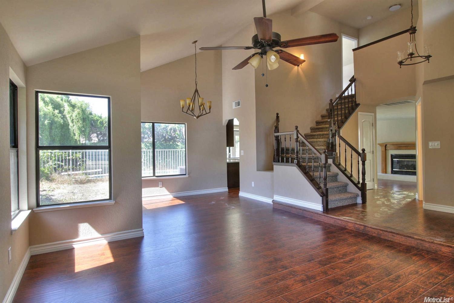 2061 Elwin, Modesto, CA 95350 photo 5