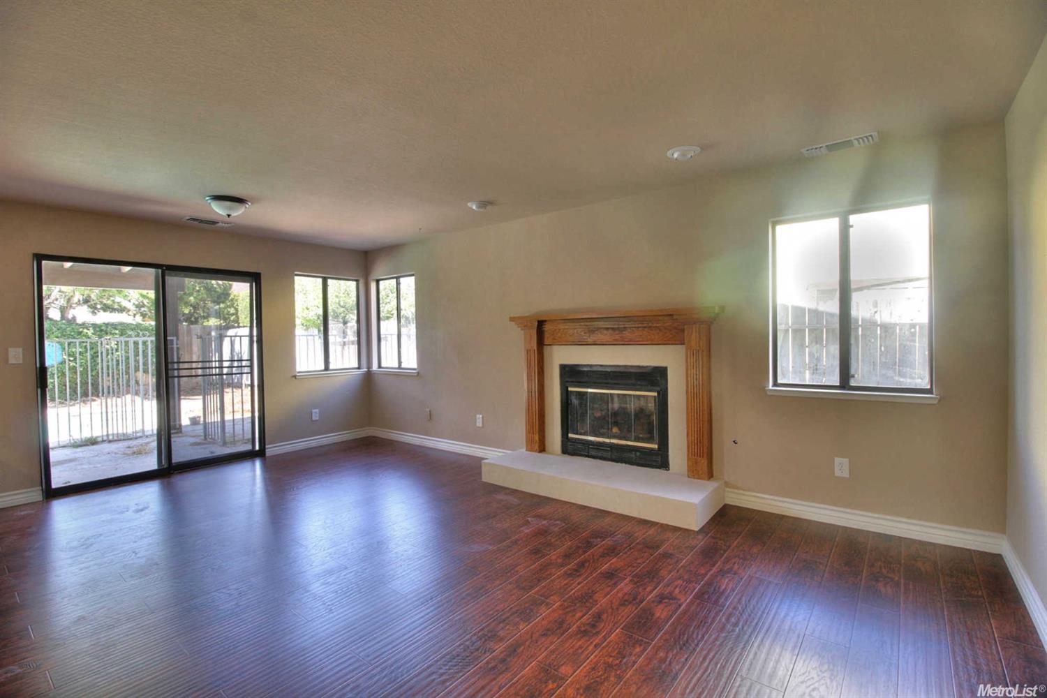 2061 Elwin, Modesto, CA 95350 photo 10