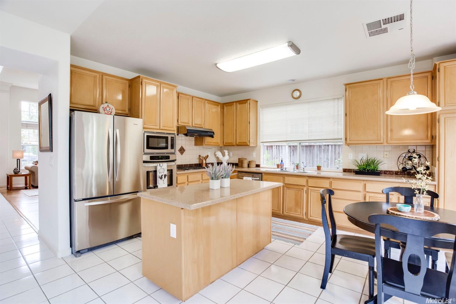 3039 Carmelo, Davis, CA 95618 photo 7