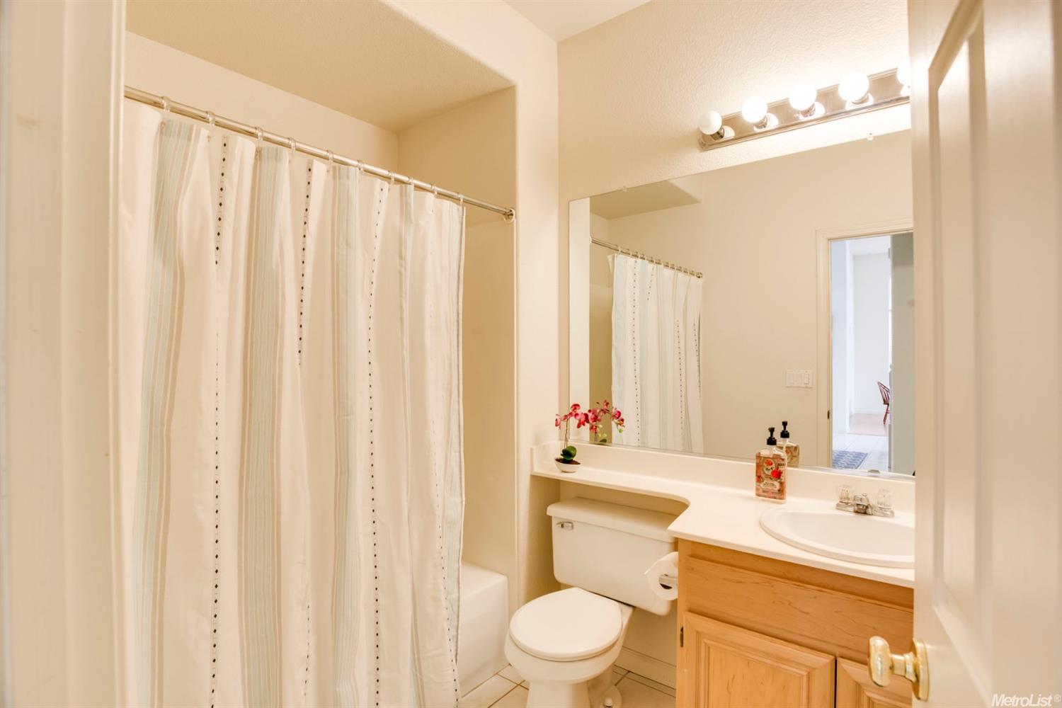 3039 Carmelo, Davis, CA 95618 photo 23