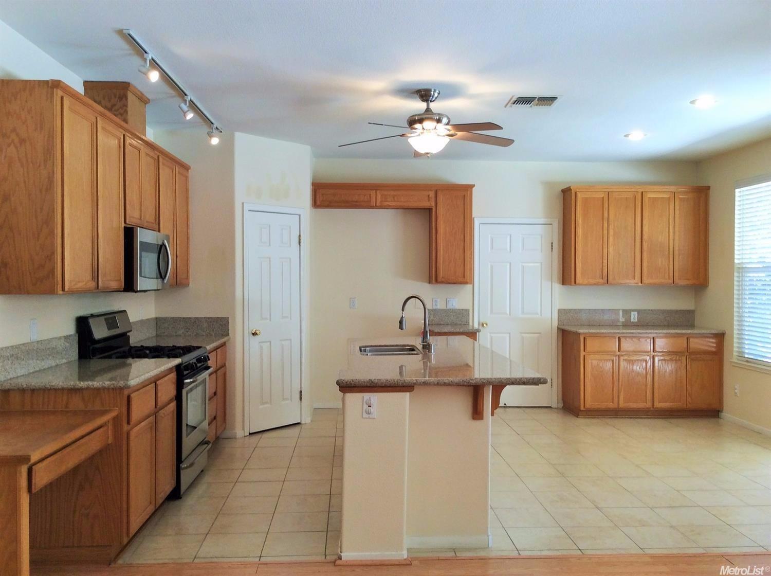 2773 Dorset Ln, Tracy, CA 95377 photo 6