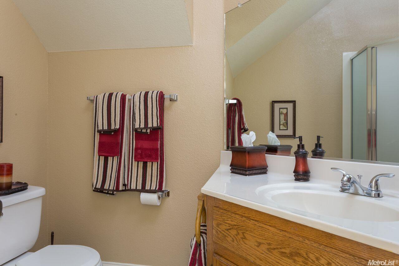 750 E Main St, Ripon, CA 95366 photo 14