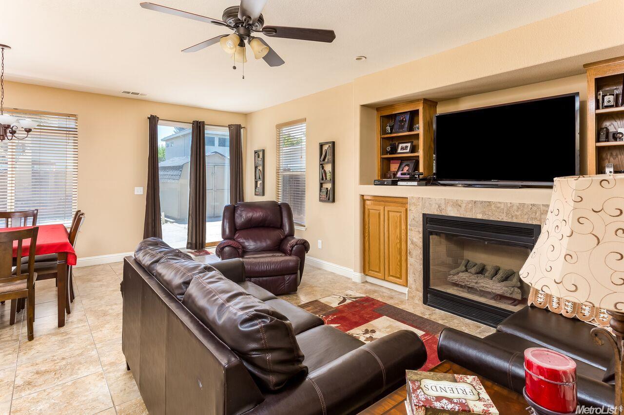 750 E Main St, Ripon, CA 95366 photo 8