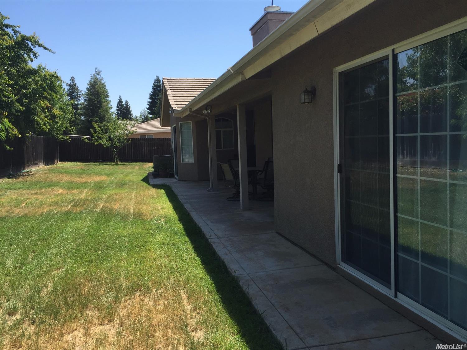 677 Mockingbird Ct, Merced, CA 95340 photo 14