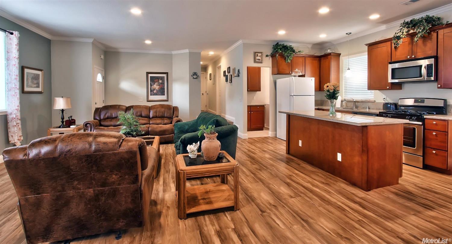 6032 Cherrelyn Way, Carmichael, CA 95608 photo 4