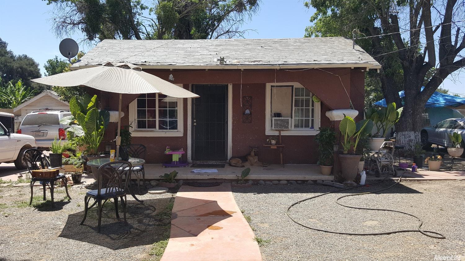 1402 Mono Dr, Modesto, CA 95354 photo 1