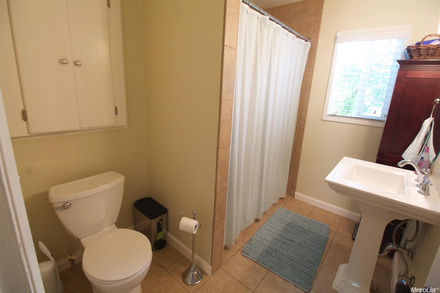644 Orange Ave, Ripon, CA 95366 photo 11