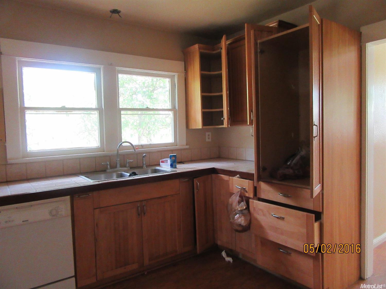 115 Bodem St, Modesto, CA 95350 photo 2