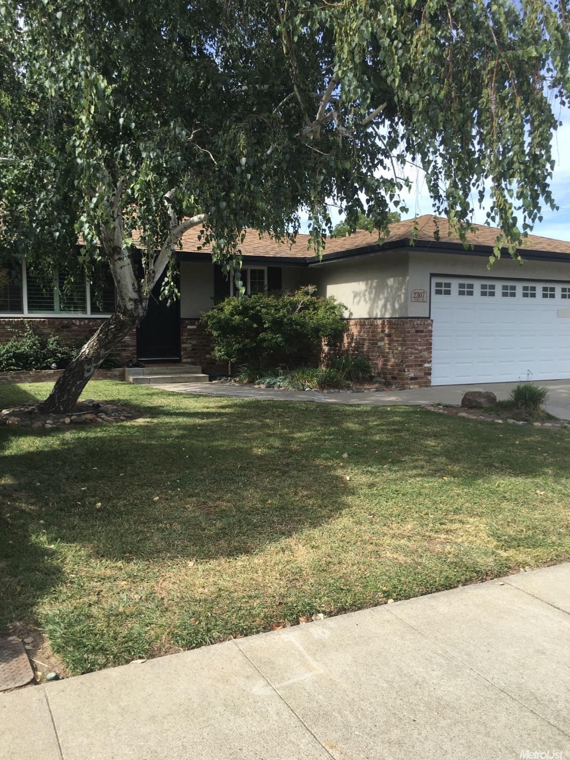 2307 Aladdin Way, Lodi, CA 95242 photo 1