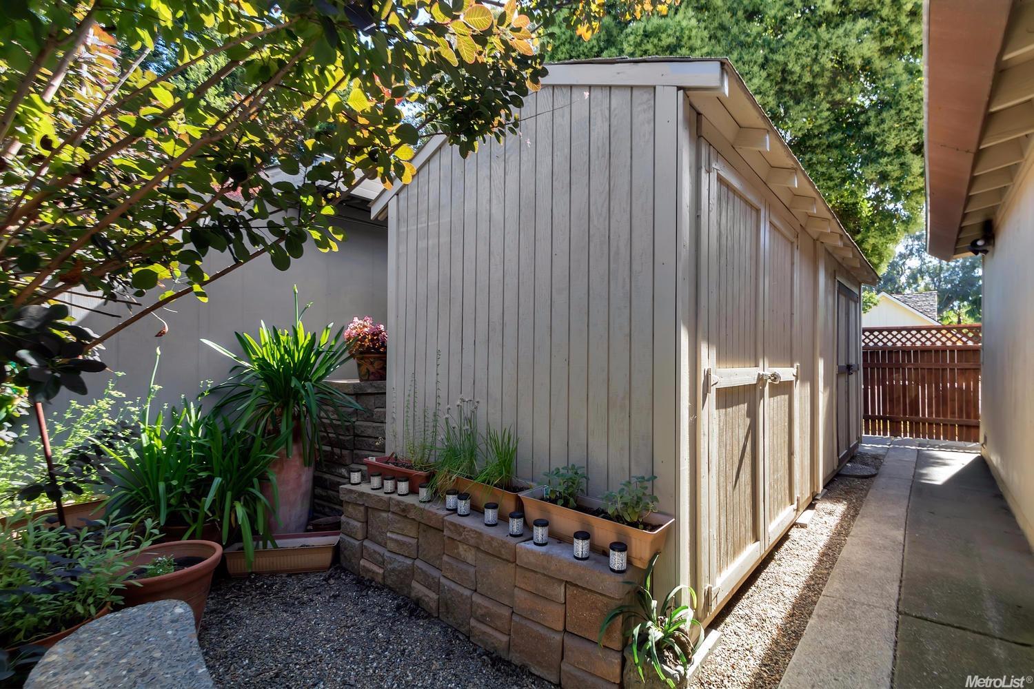 903 Arnold St, Davis, CA 95618 photo 21