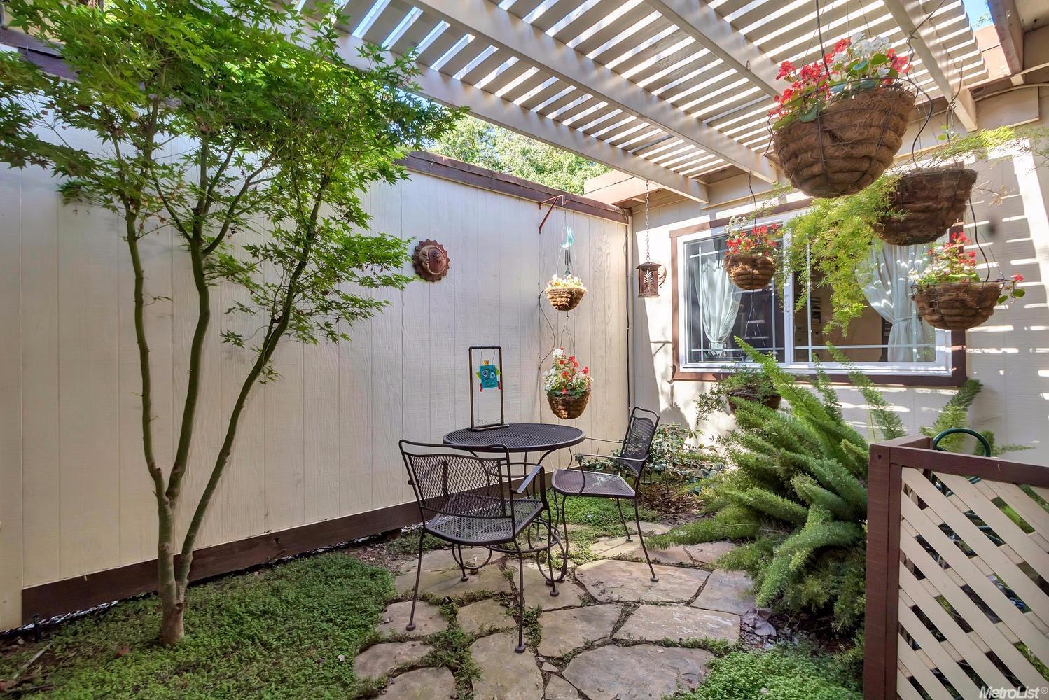 903 Arnold St, Davis, CA 95618 photo 25