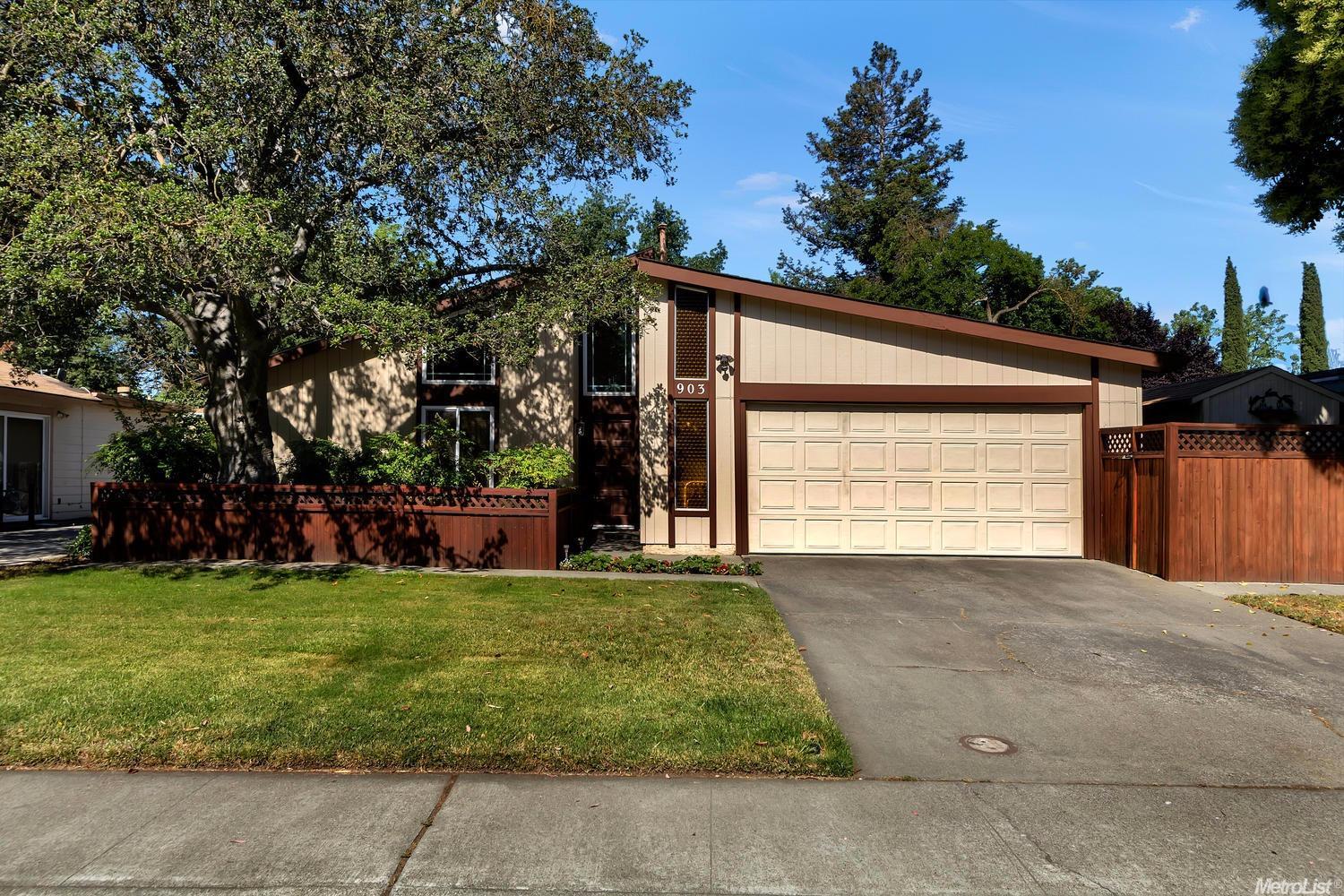 903 Arnold St, Davis, CA 95618 photo 1