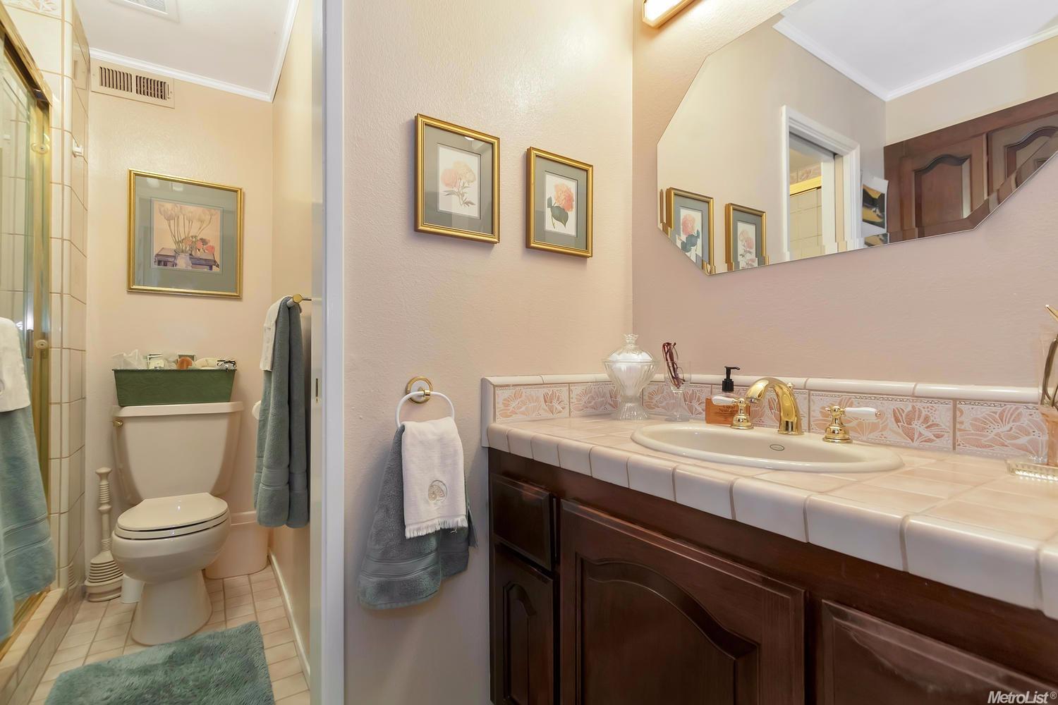 903 Arnold St, Davis, CA 95618 photo 11