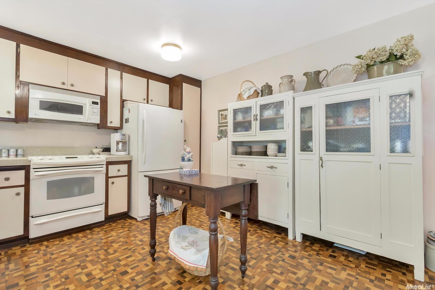 903 Arnold St, Davis, CA 95618 photo 7