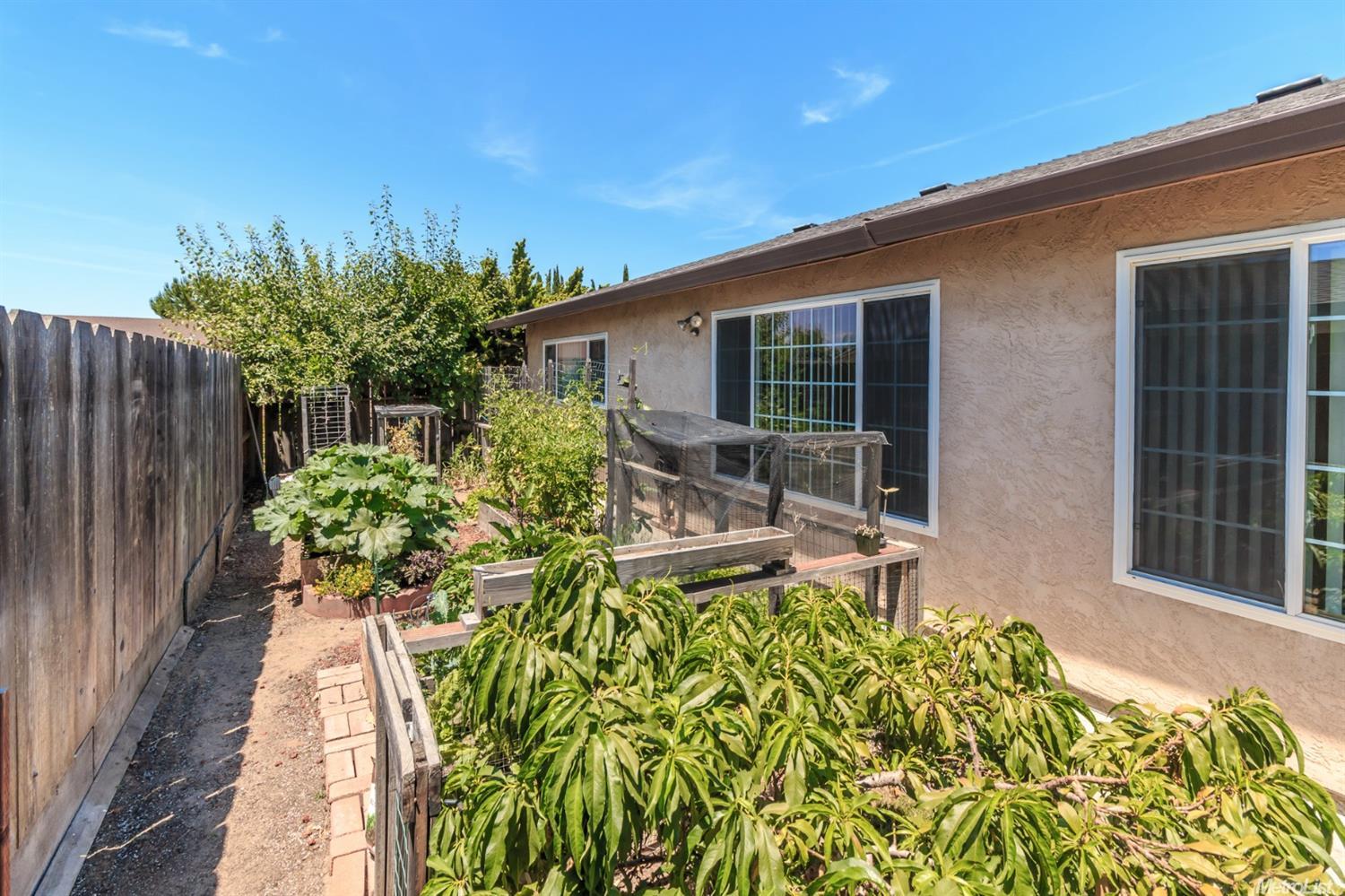 1494 Heather Ct, Manteca, CA 95336 photo 24