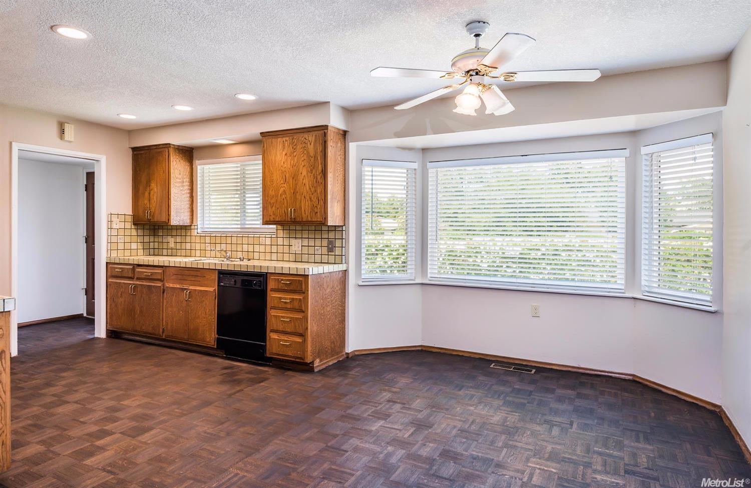 6110 Winding Way, Carmichael, CA 95608 photo 7