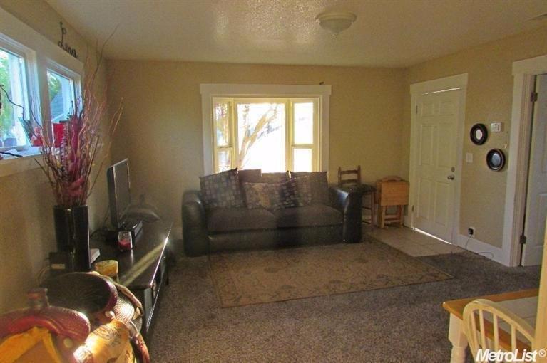 120 Rose Ln, Manteca, CA 95337 photo 2