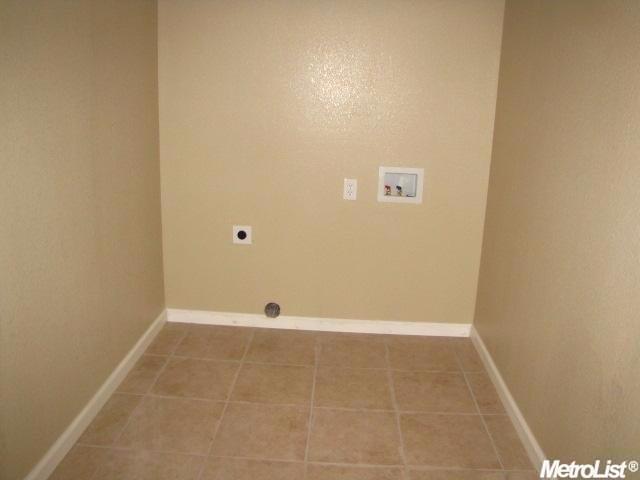 120 Rose Ln, Manteca, CA 95337 photo 6