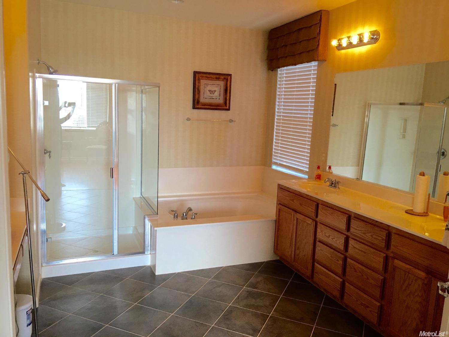 4443 N Berkeley, Turlock, CA 95382 photo 19