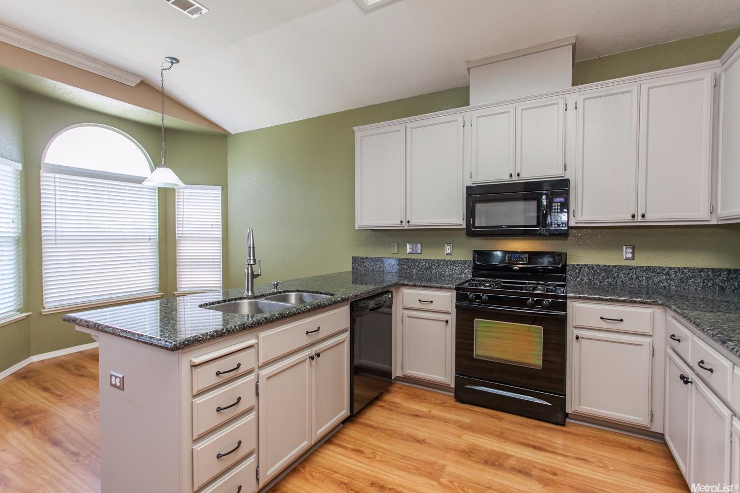 4923 Treetop Dr, Salida, CA 95368 photo 4
