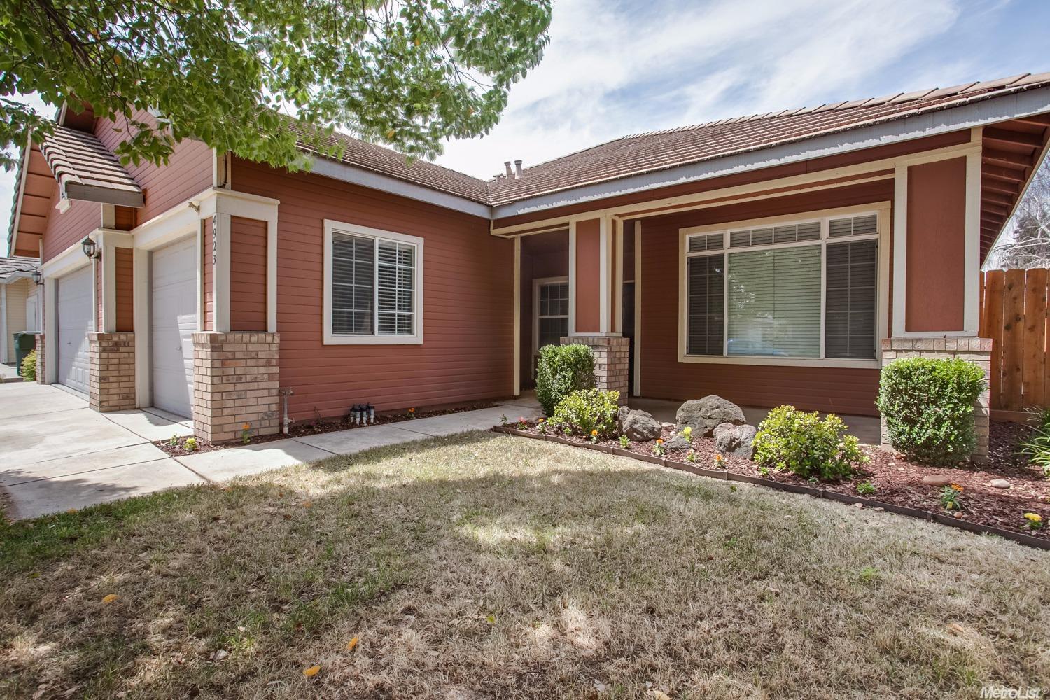 4923 Treetop Dr, Salida, CA 95368 photo 2