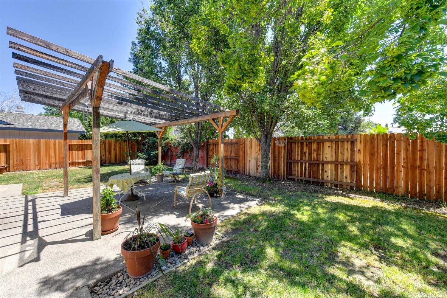 2916 Meadow Hawk Way, Antelope, CA 95843 photo 12