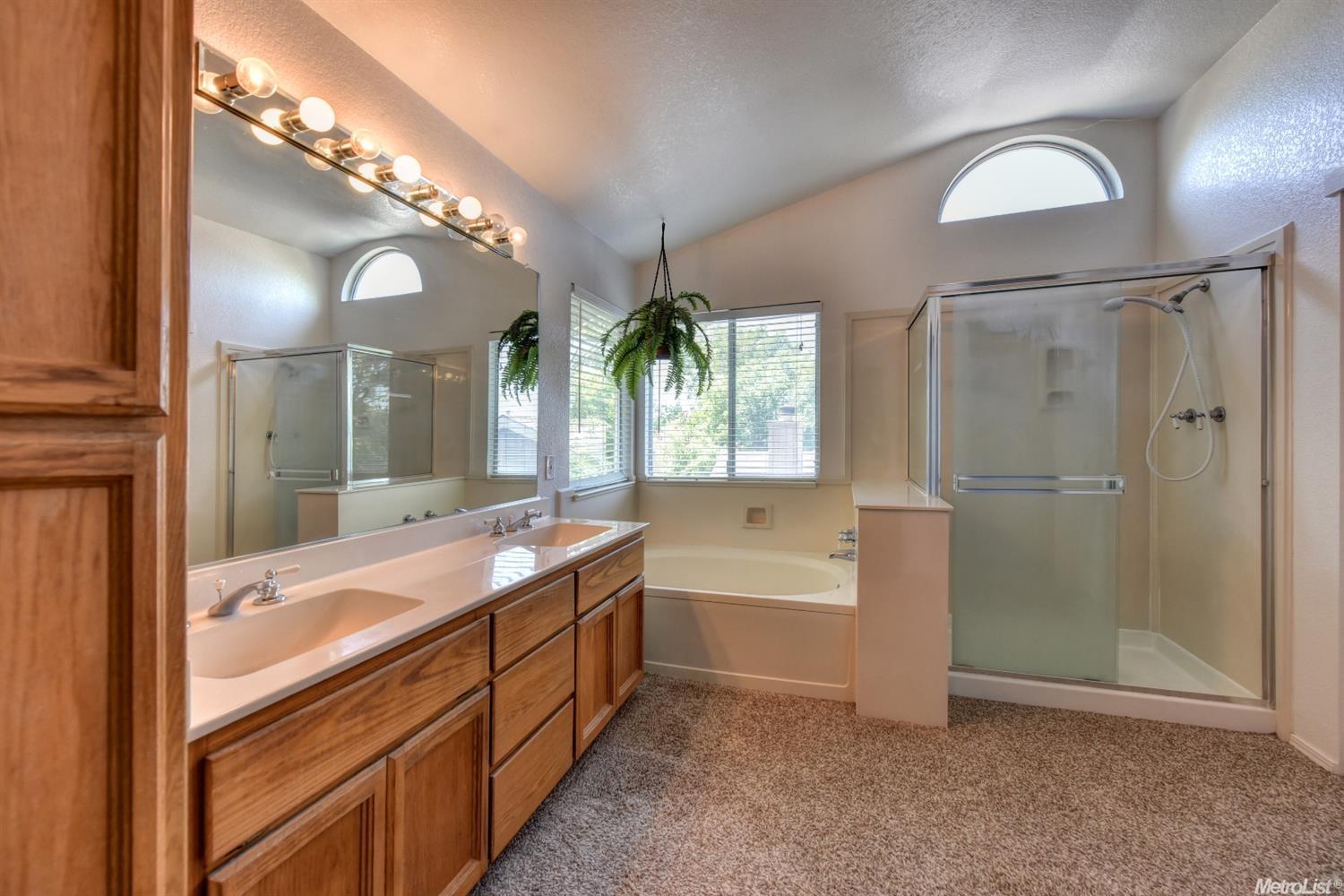 2916 Meadow Hawk Way, Antelope, CA 95843 photo 21