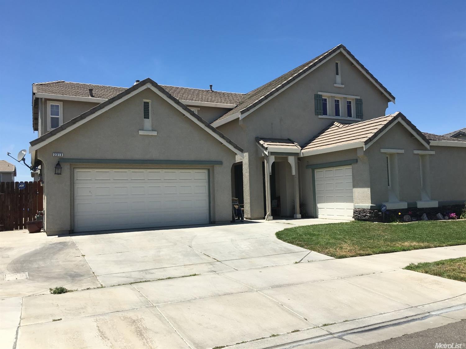 2313 Silver Oak Ct, Ceres, CA 95307 photo 1