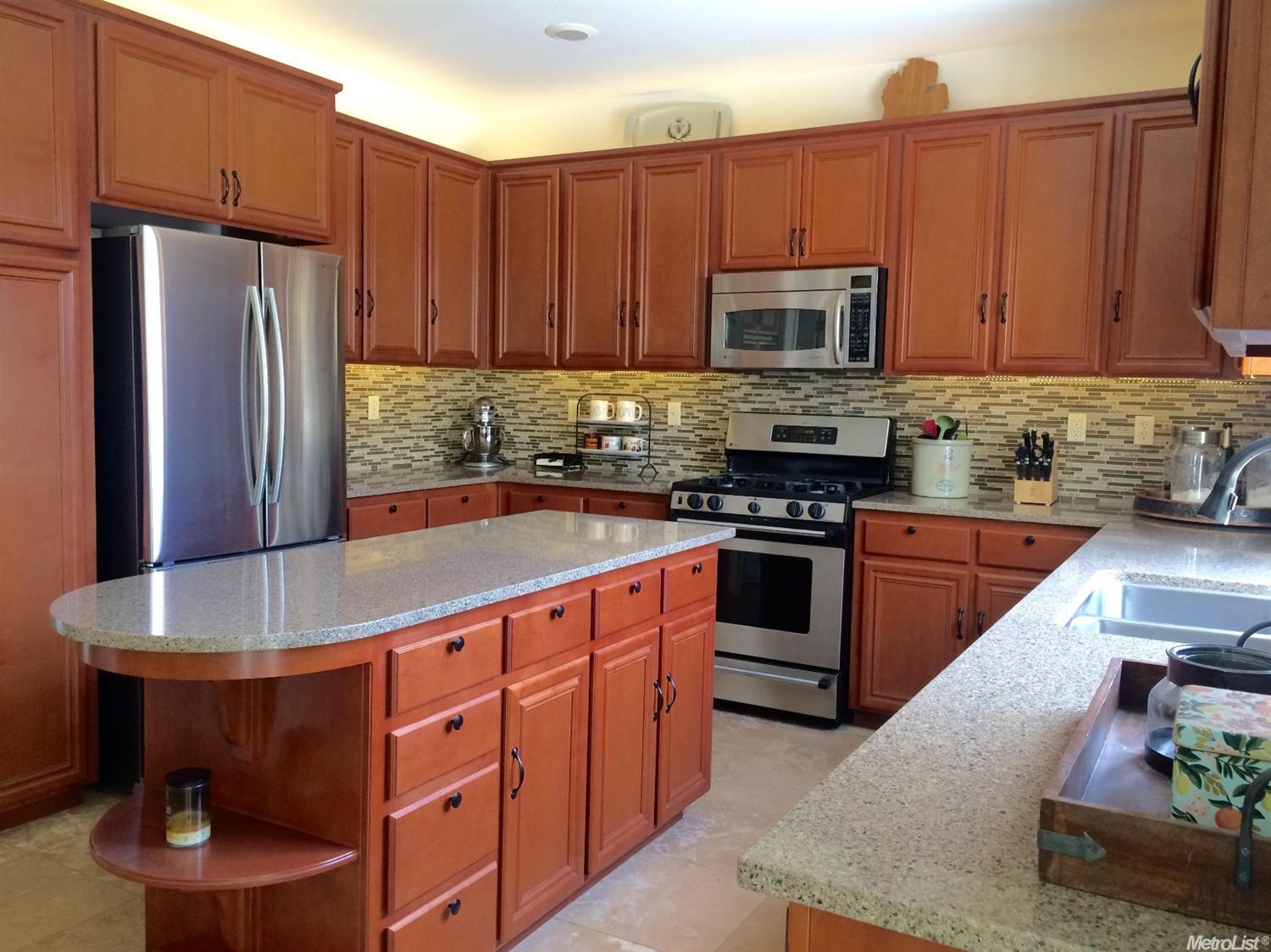 1718 Savory Dr, Manteca, CA 95337 photo 8