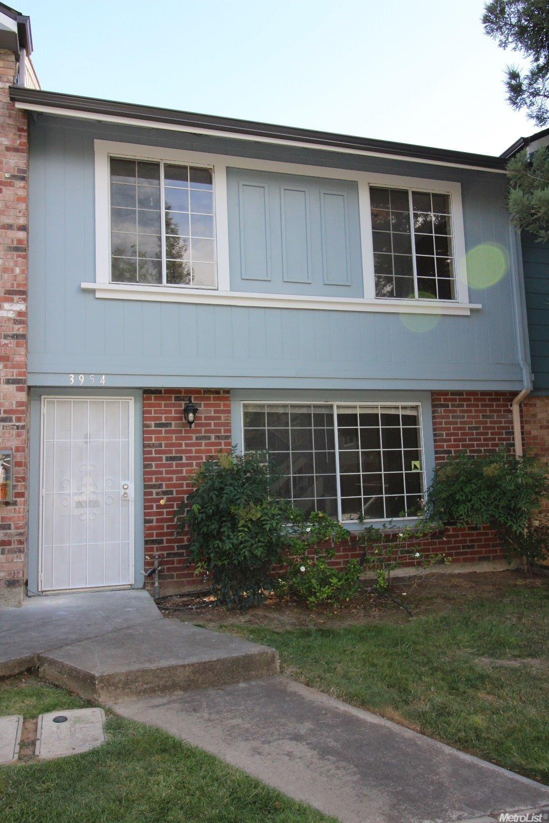3954 Oak Villa Cir, Carmichael, CA 95608 photo 1