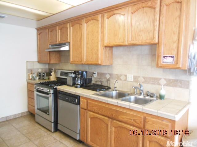 1341 Jarrell Ct, Modesto, CA 95355 photo 5