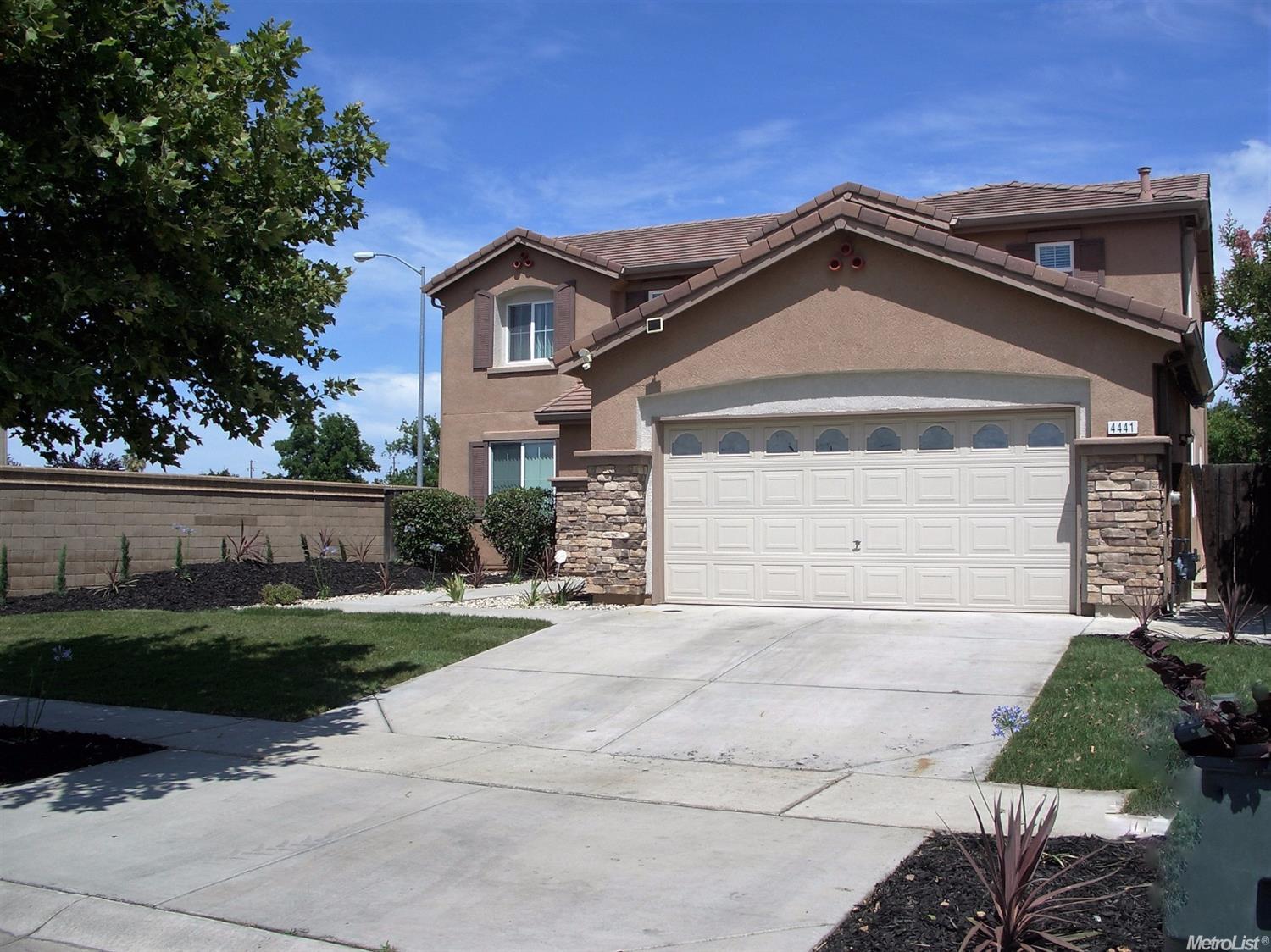 4441 Sundari Ave, Olivehurst, CA 95961 photo 2
