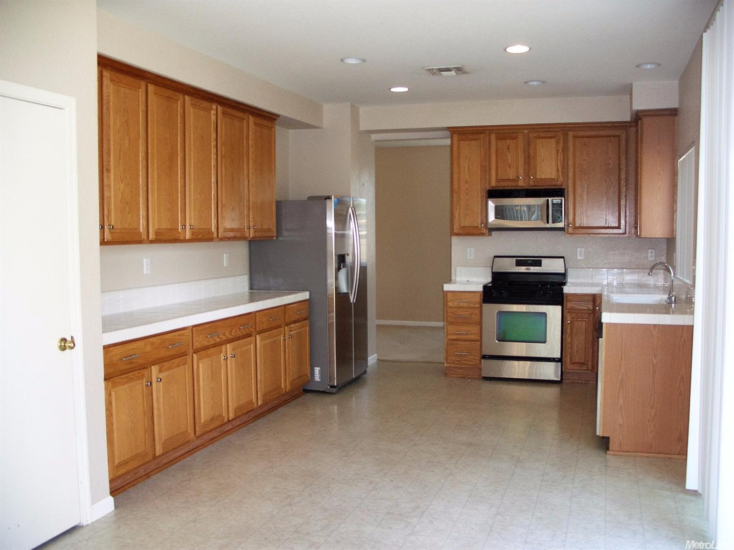 4441 Sundari Ave, Olivehurst, CA 95961 photo 8